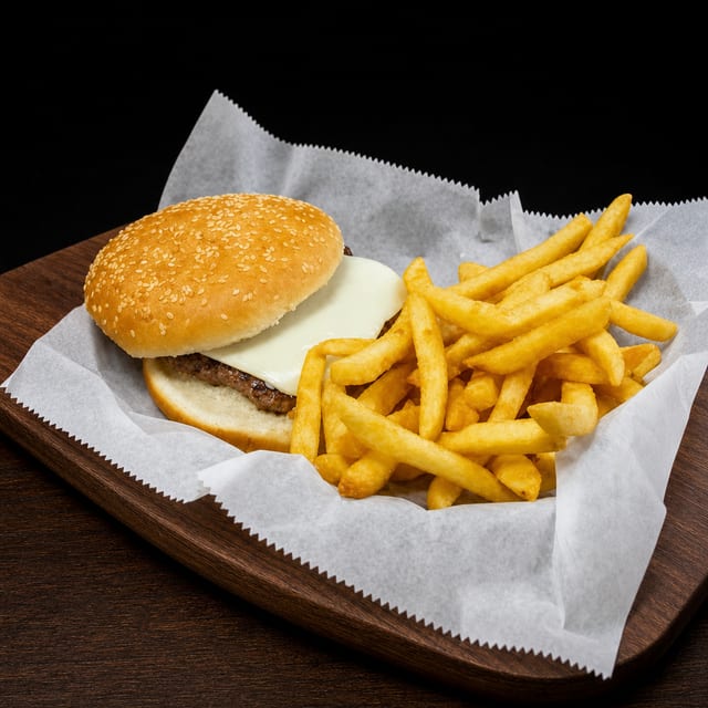 Cheeseburger & Fries Combo.